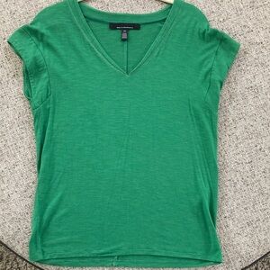 White House Black Market Green V-Neck Short Sleeve Tee